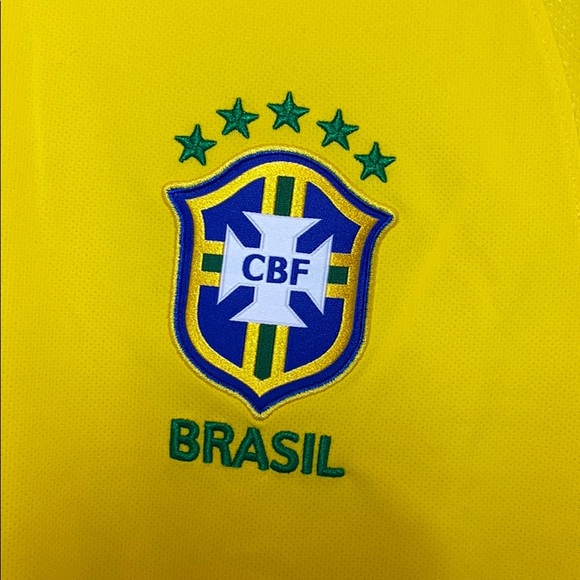 NEW Nike Brazil National Team Soccer Jersey - Picture 3 of 9
